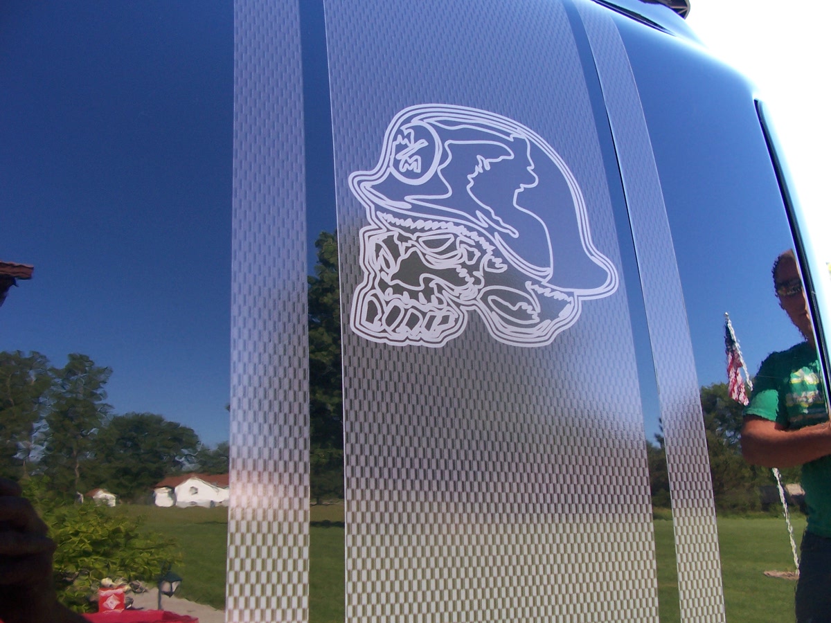 Printed Carbon Fiber Metal Mulisha Skull Truck Bed side stripe Graphics set Fit all Trucks