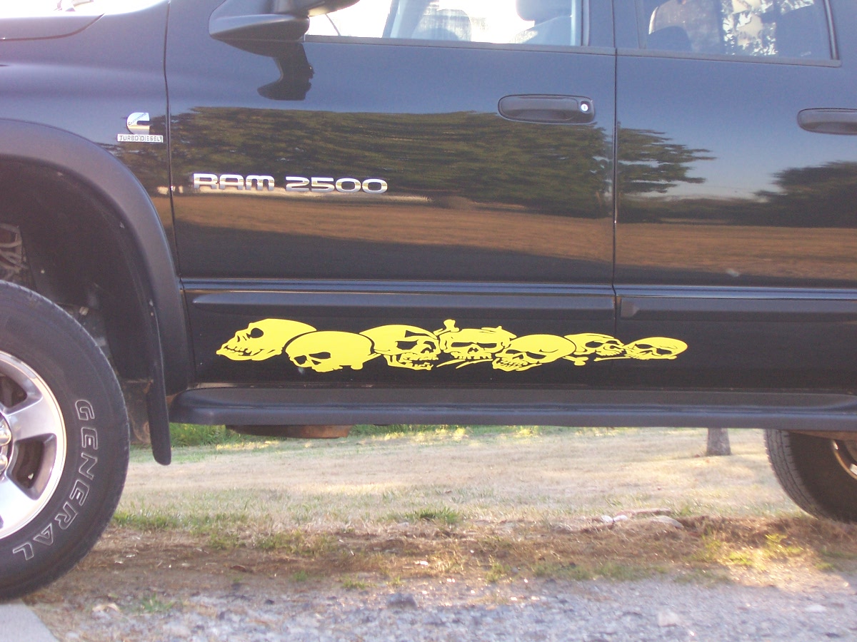 Skull Line Side graphics set 6" tall X 50" long Fits Rockers and under door on jeep