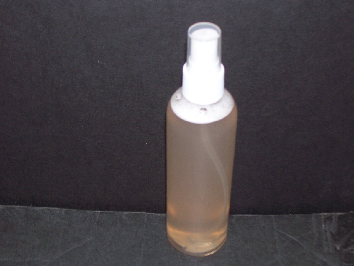 8 oz. Bottle of Sure Glide Application fluid (includes Sprayer)