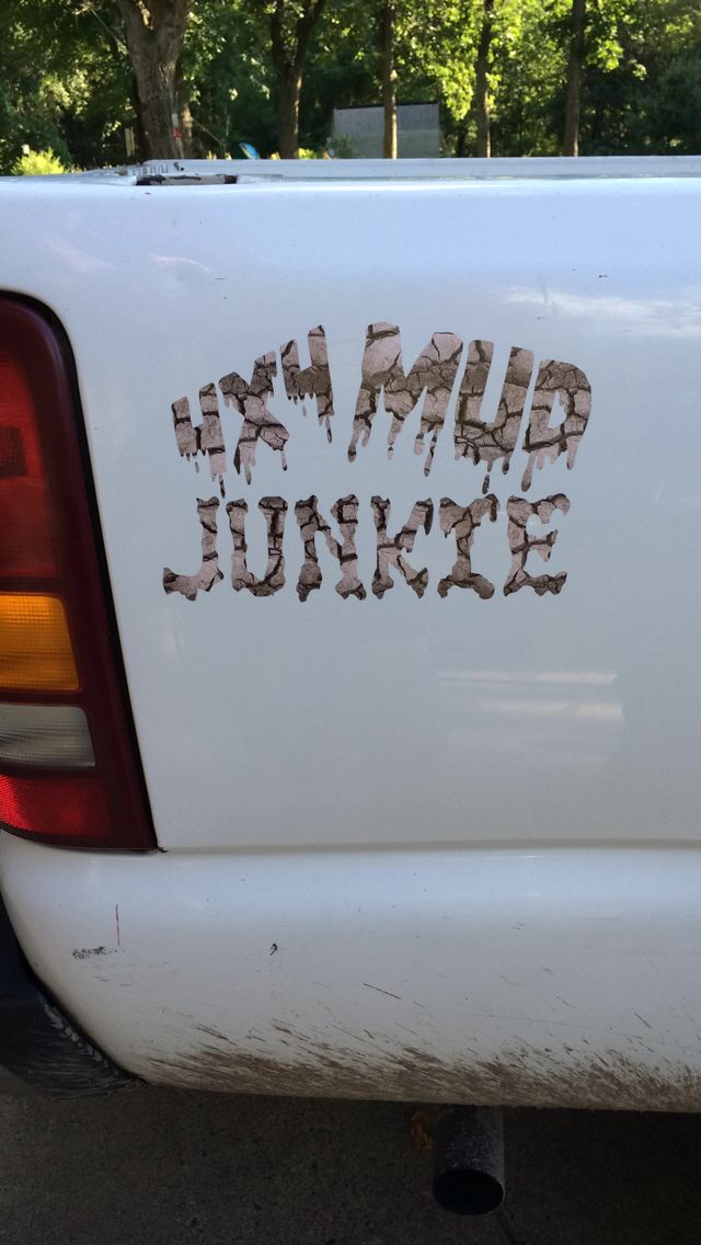 4X4 MUD JUNKIE Cracked Mud CAMO FULL COLOR Window 6" x 11" Decal Sticker