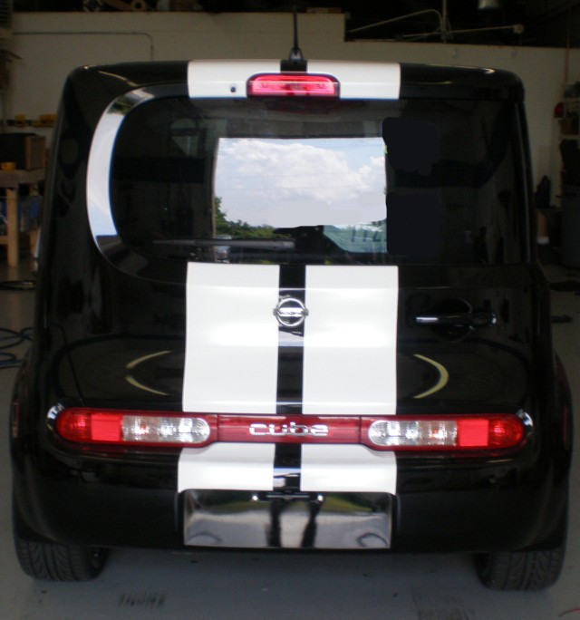 Nissan Cube 10" Plain rally stripes