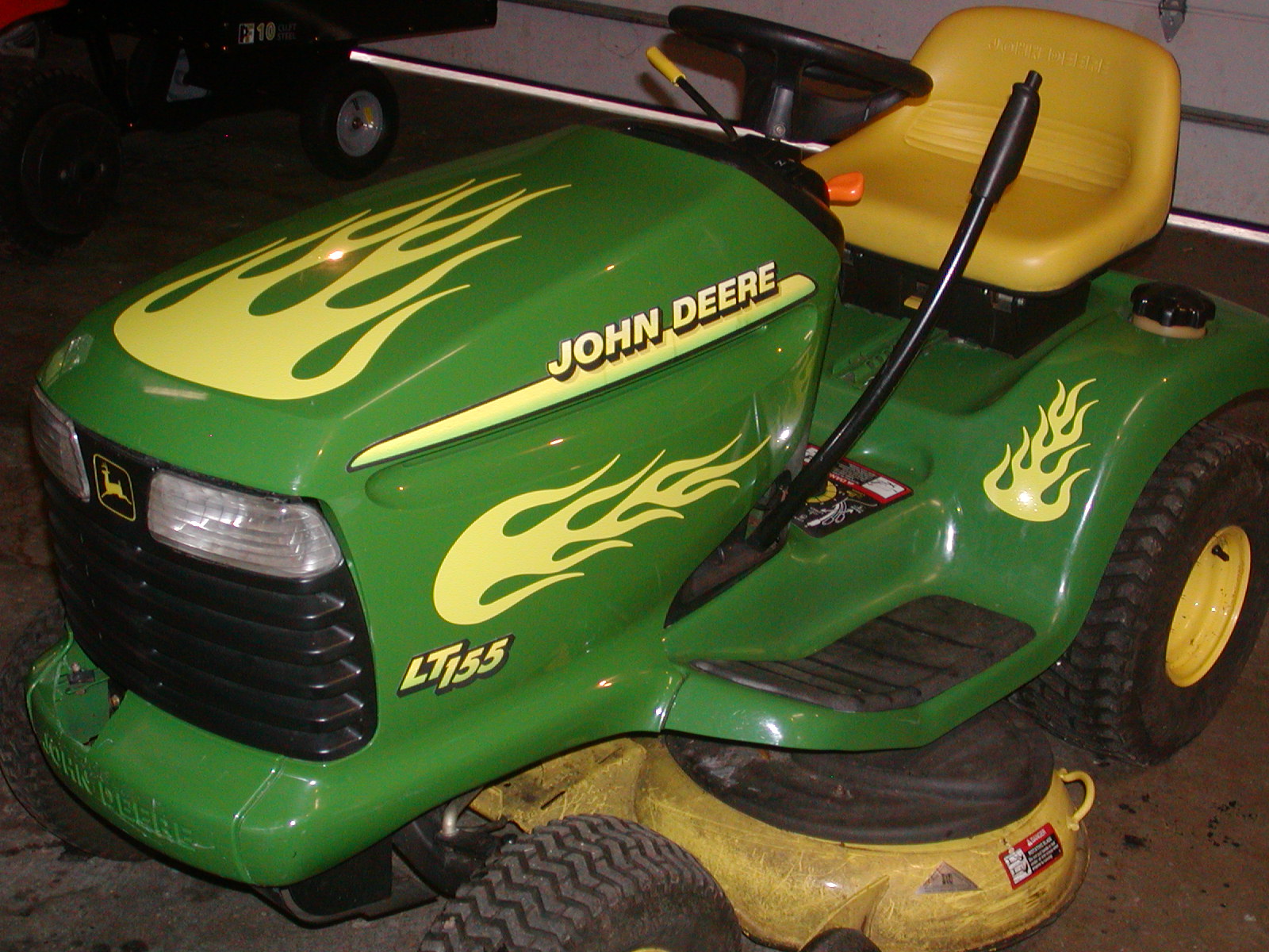 Lawn Tractor graphics
